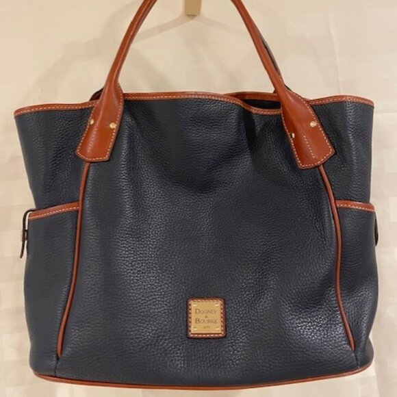 Beautiful Dooney & Bourke NAVY pebble leather tote-barely carried EUC! - Picture 1 of 9